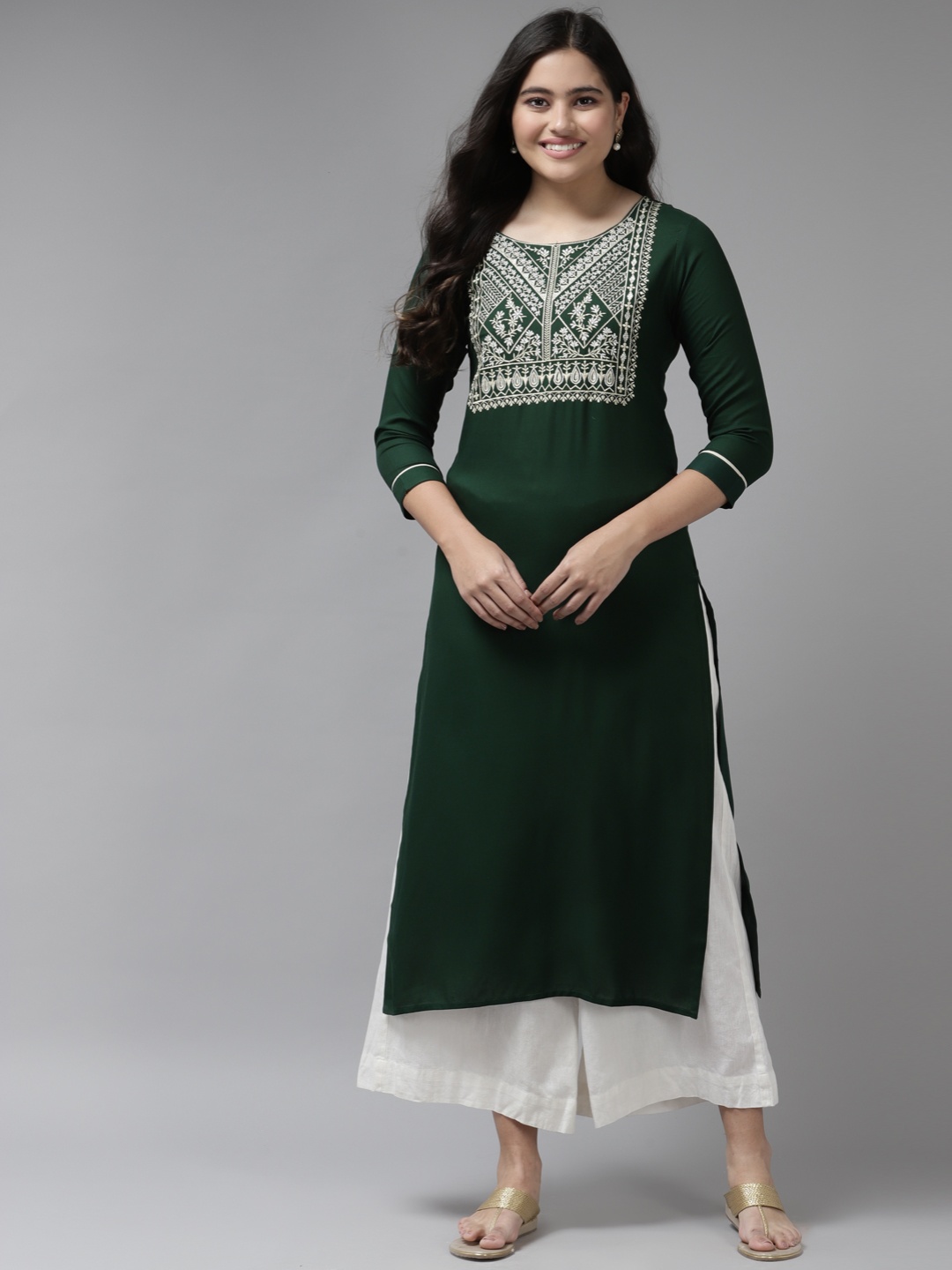 

Yufta Women Green Embroidered Kurta