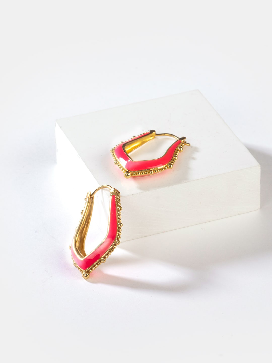 

SHAYA Gold-Toned Contemporary Hoop Earrings