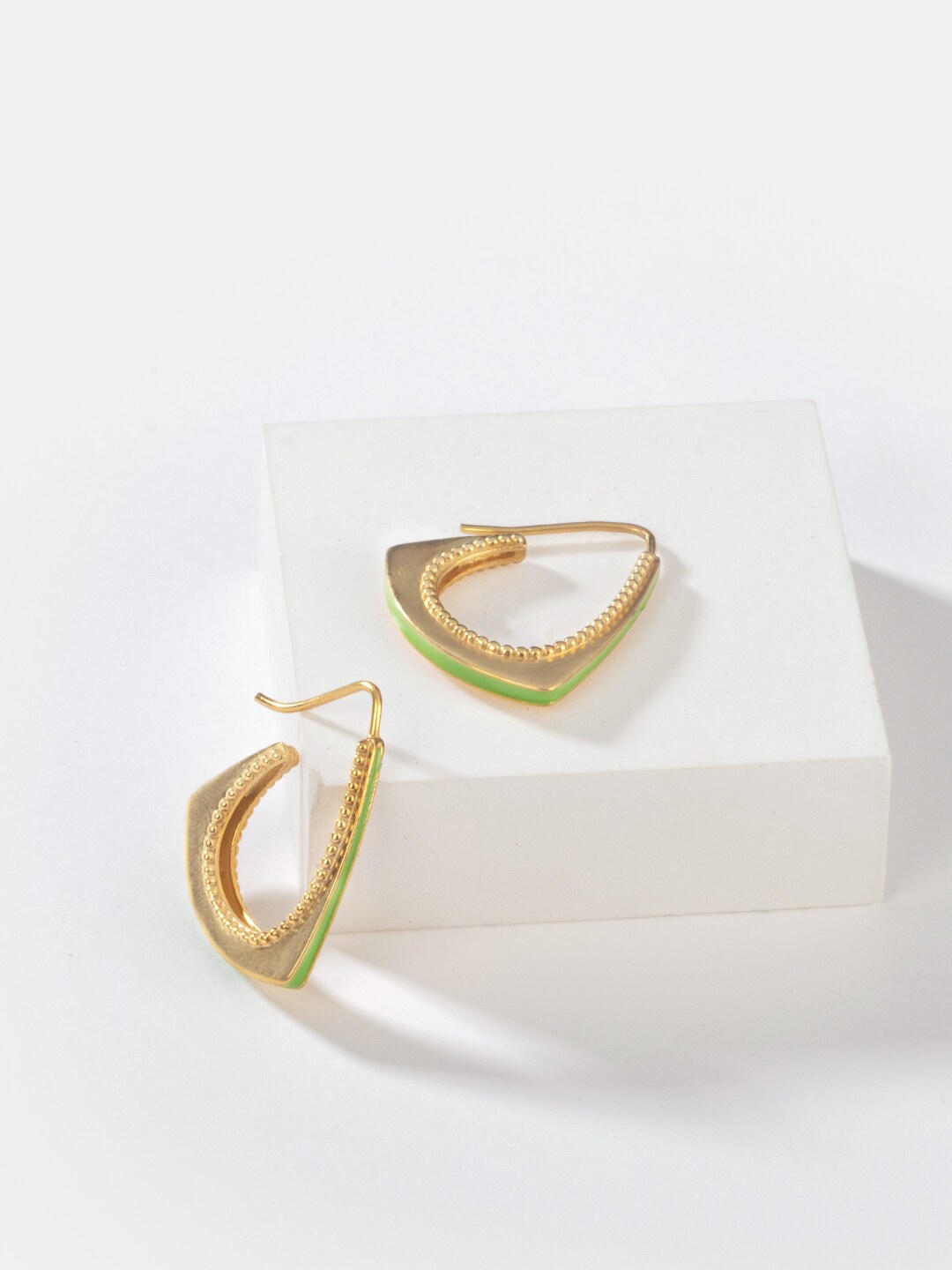 

SHAYA Gold-Toned Contemporary Drop Earrings