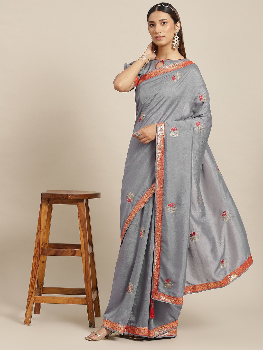 

KALINI Grey & Orange Floral Pure Georgette Maheshwari Saree