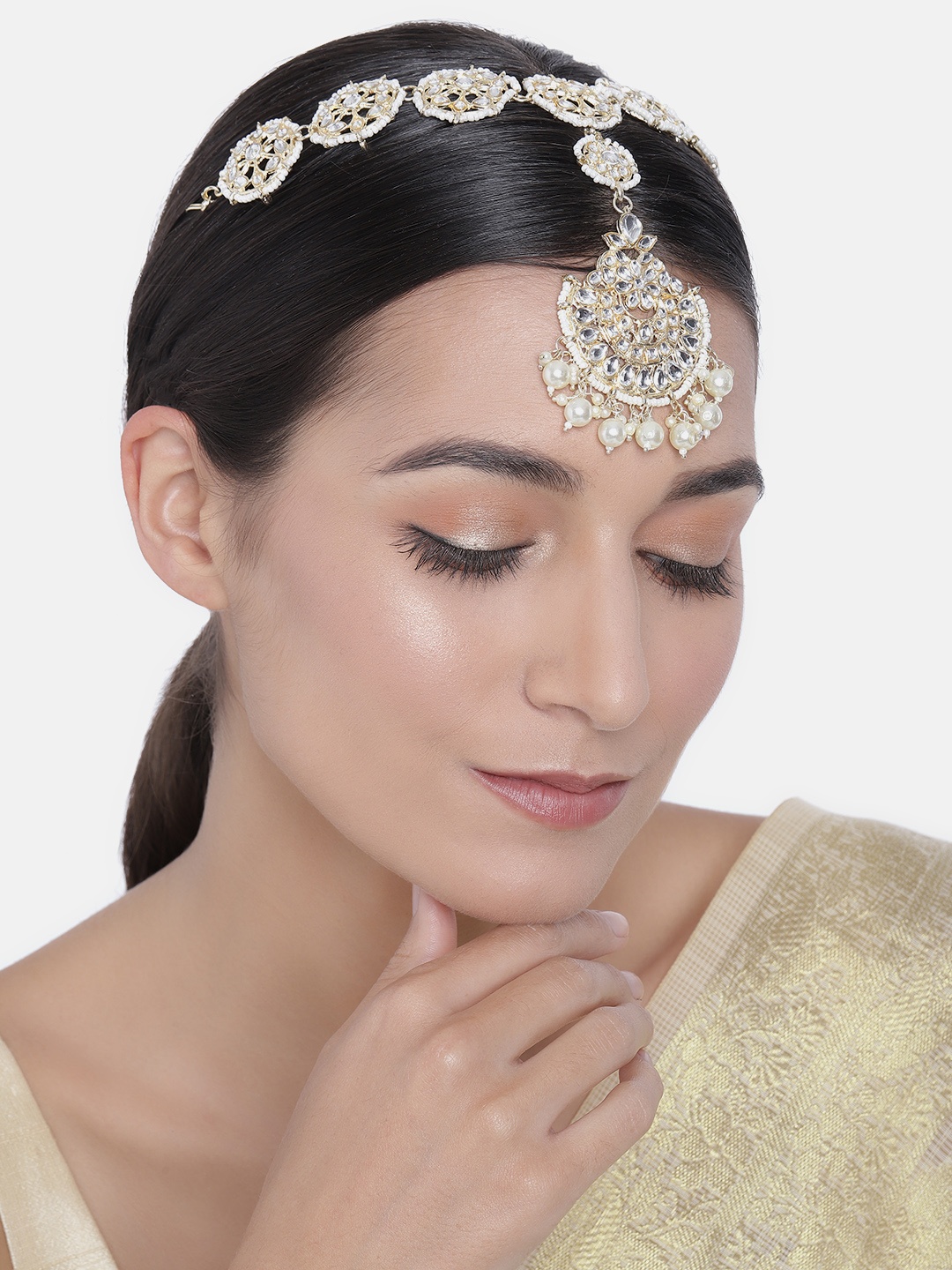 

Kord Store Gold-Plated & White Kundan-Studded & Beaded Mathapatti