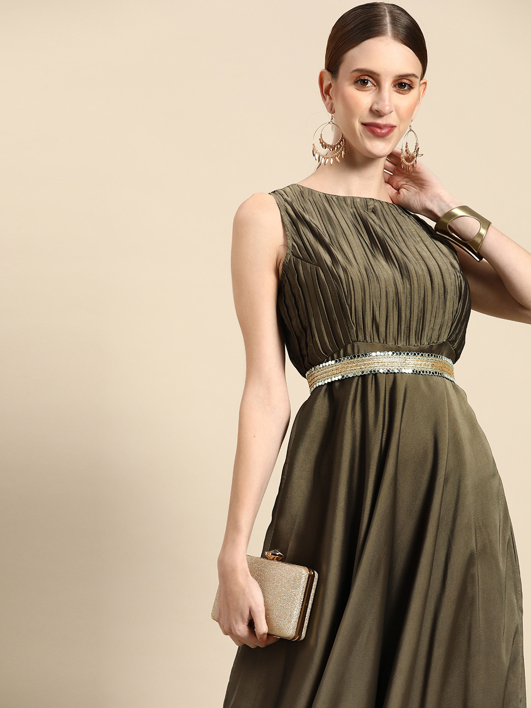 

Sangria Taupe Solid Pleated Ethnic Maxi Gown with Embellished Belt