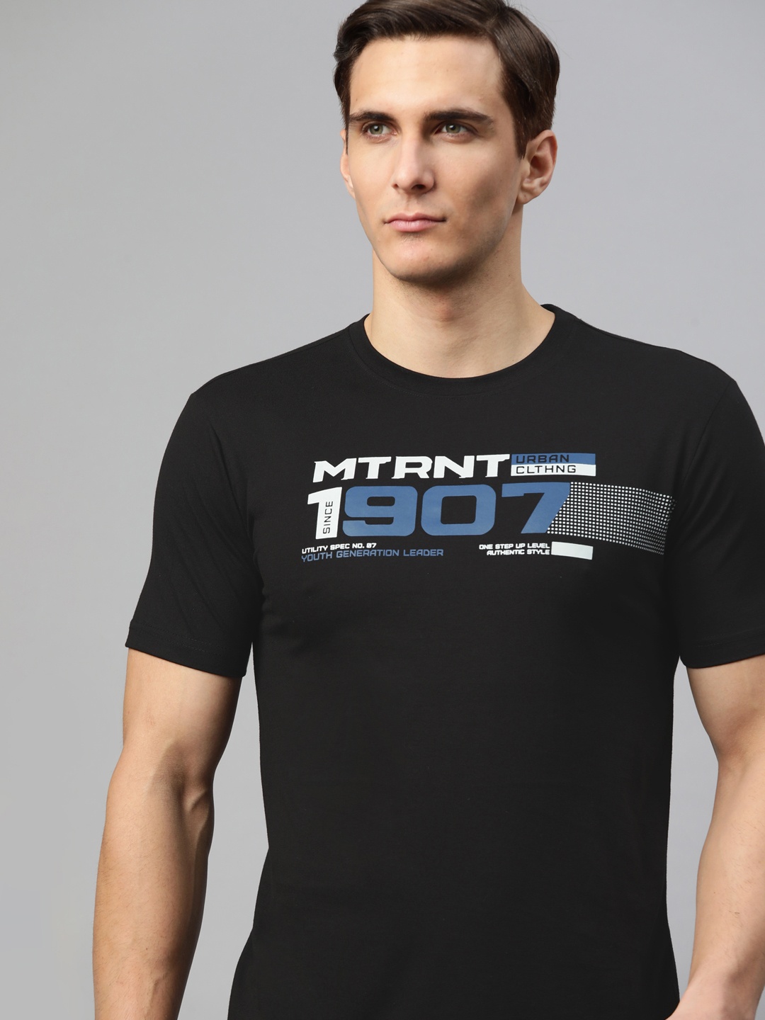 

Metronaut Men Black & White Typography Printed T-shirt