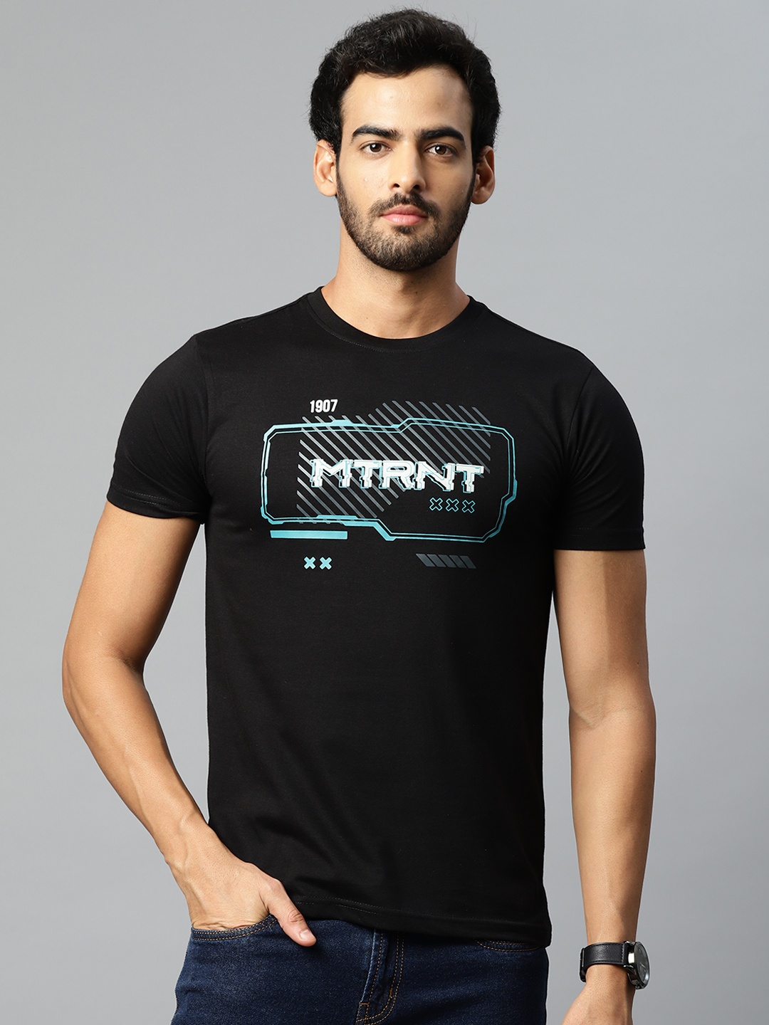 

Metronaut Men Black & Blue Brand Logo Printed T-shirt