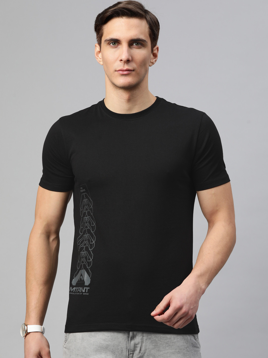 

Metronaut Men Black Graphic Printed T-shirt