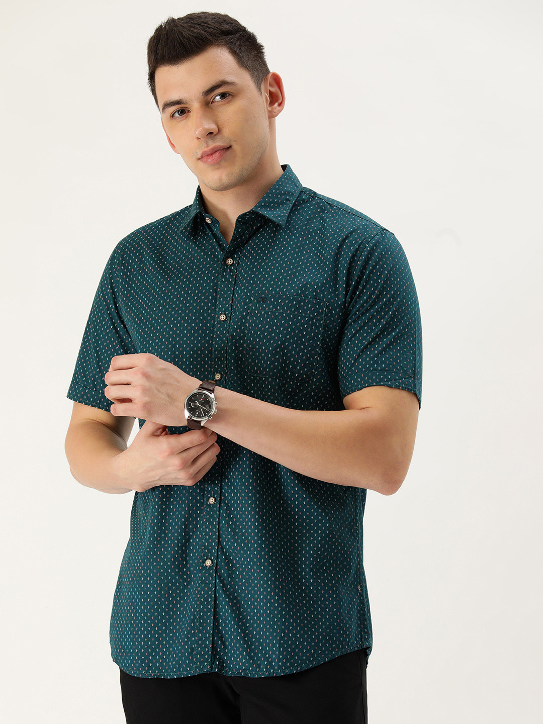 

Peter England Men Navy Blue Printed Slim Fit Pure Cotton Casual Shirt