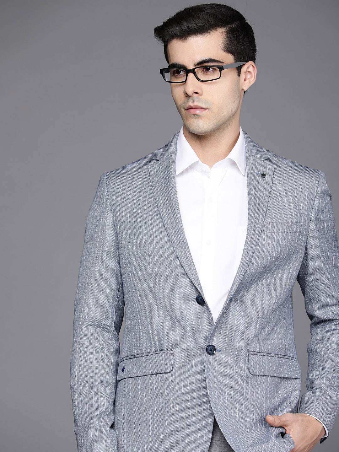 

Louis Philippe Men Beige Checked Slim Fit Formal Blazer, Blue