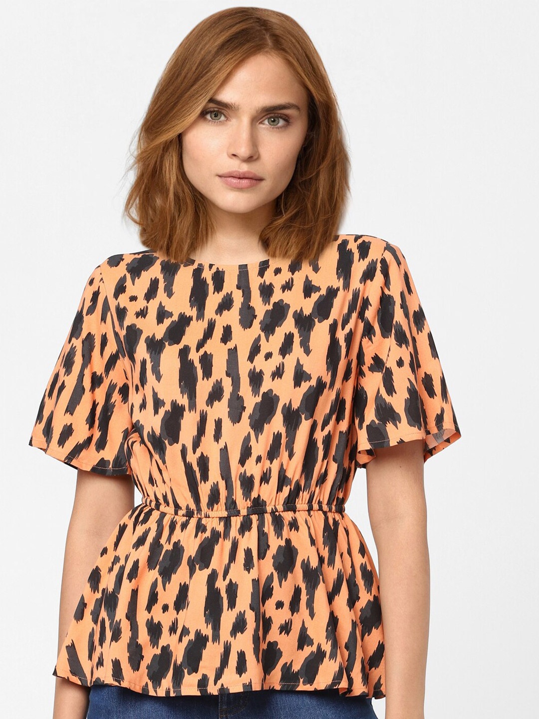 

Vero Moda Orange & mountain view Geometric Print Cinched Waist Top