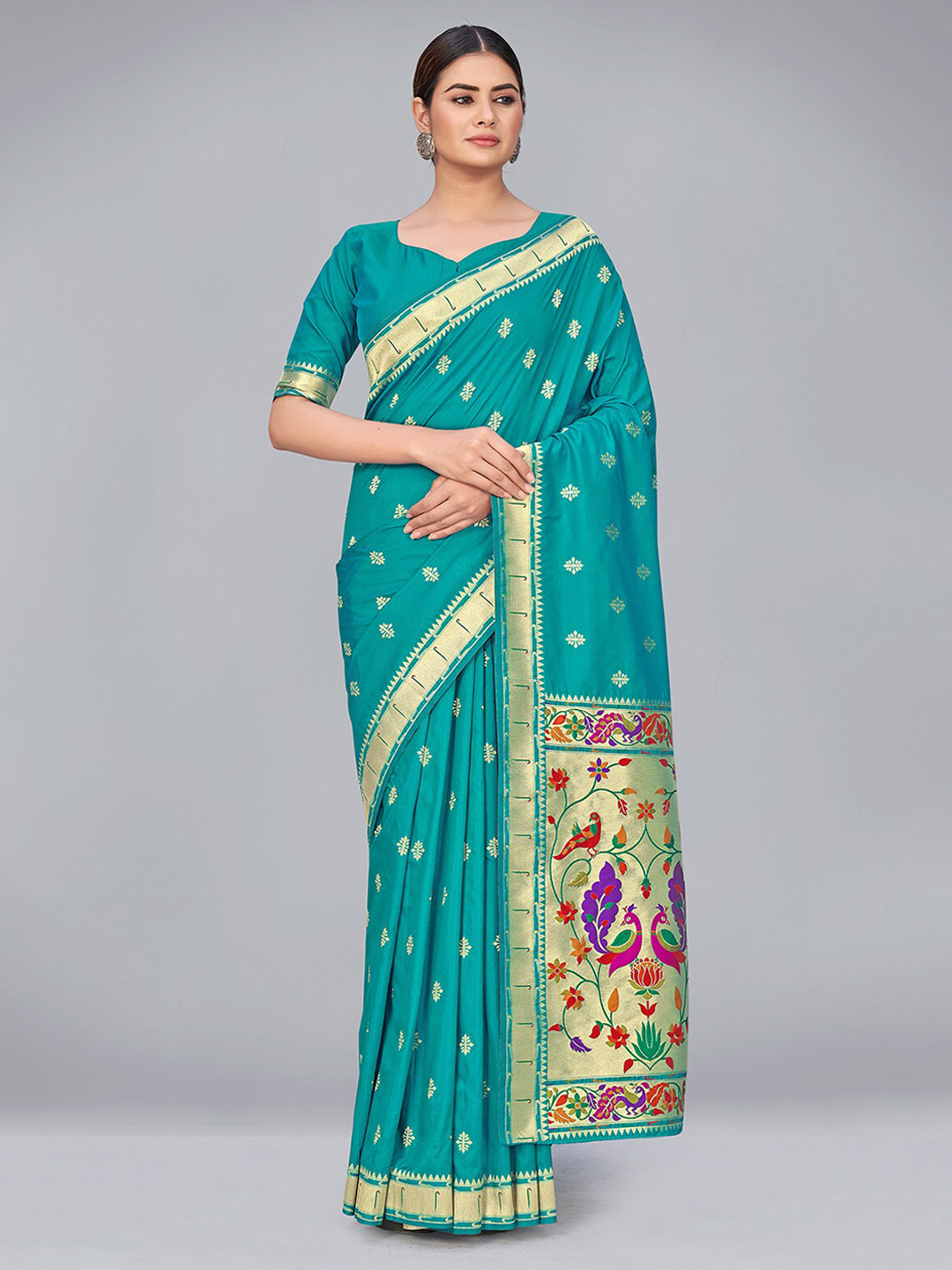 

MONJOLIKA FASHION Blue & Gold-Toned Woven Design Zari Silk Blend Banarasi Saree