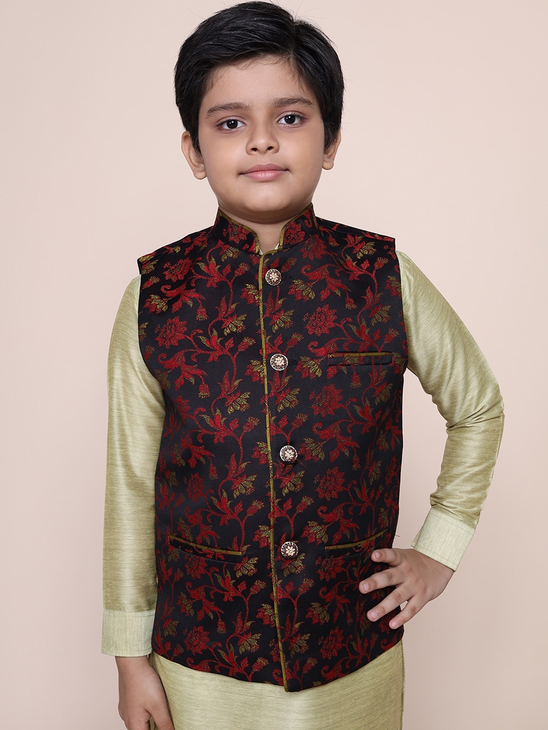 

NAMASKAR Boys Black & Maroon Floral Printed Woven Design Nehru Jackets
