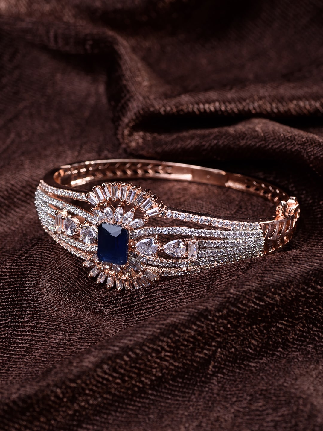 

Saraf RS Jewellery Women Blue Bracelet, Rose gold