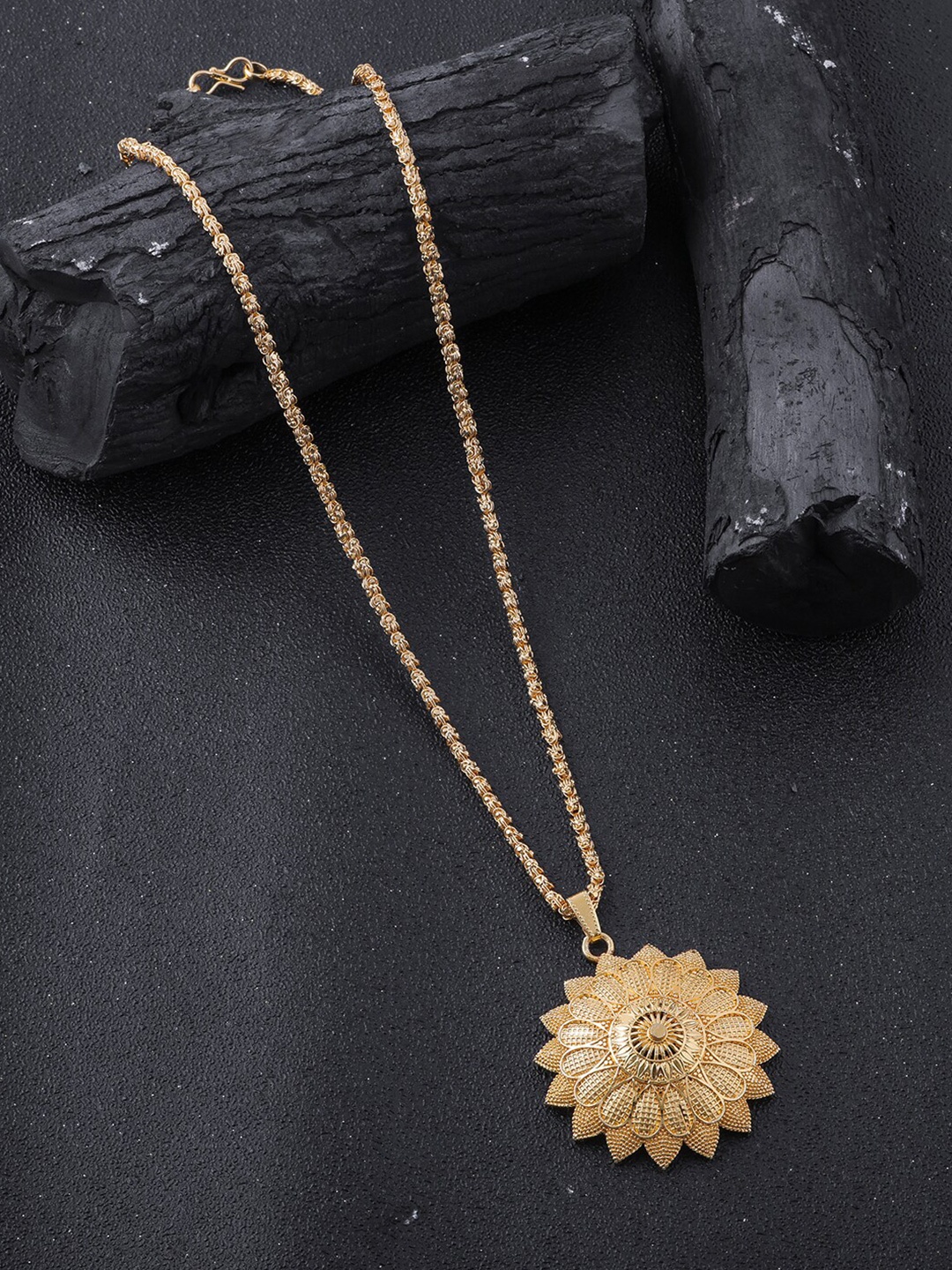 

Brandsoon Men Gold-Toned Brass Gold-Plated Feather Chain