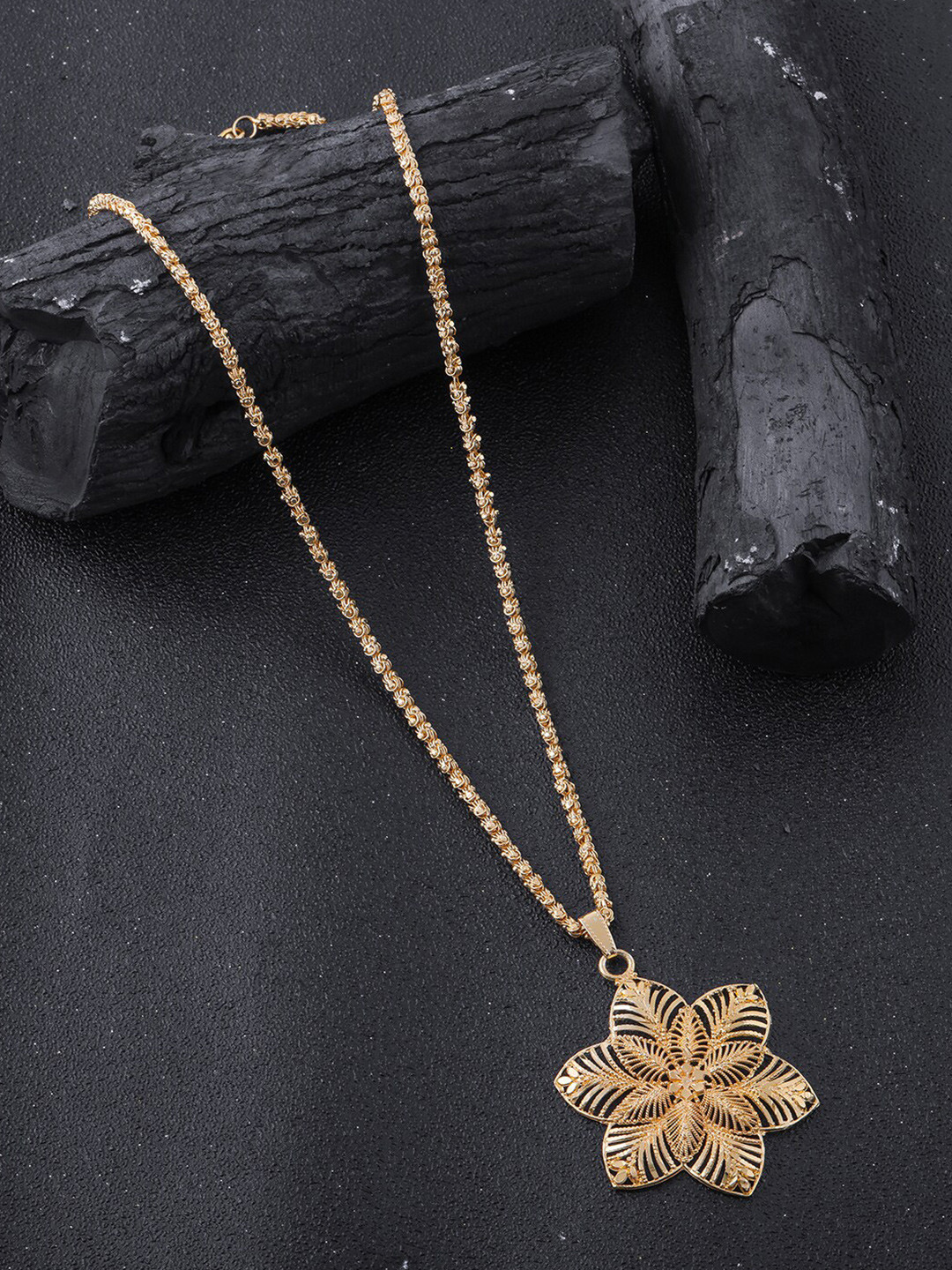 

Brandsoon Men Gold-Toned Brass Gold-Plated Feather Chain