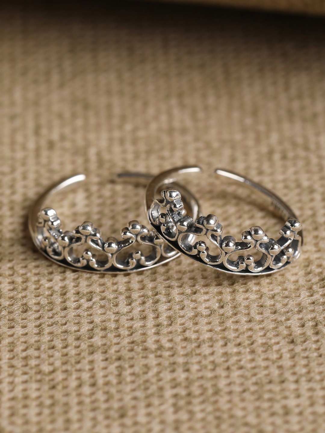 

Clara Set Of 2 Silver-Toned Toe Rings