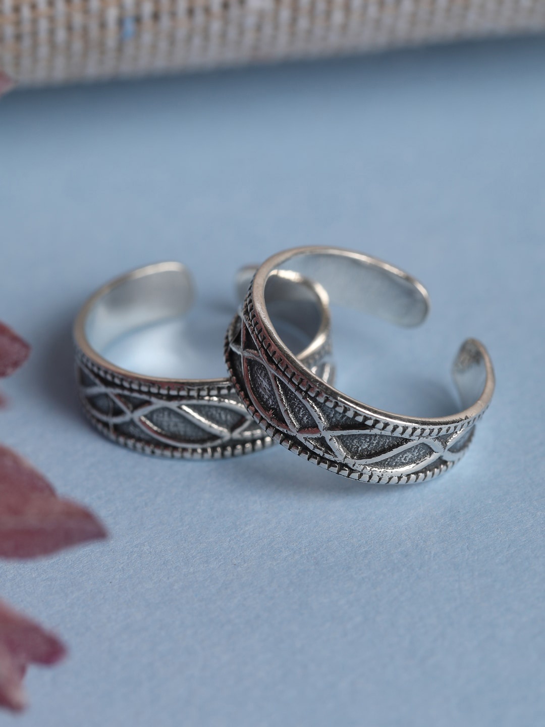

Clara Silver-Toned Oxidized Sterling Silver Irka Toe Rings