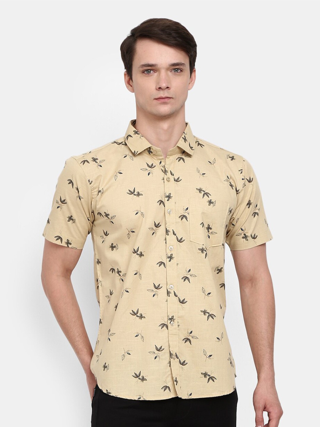 

V-Mart Men Khaki Printed Casual Shirt