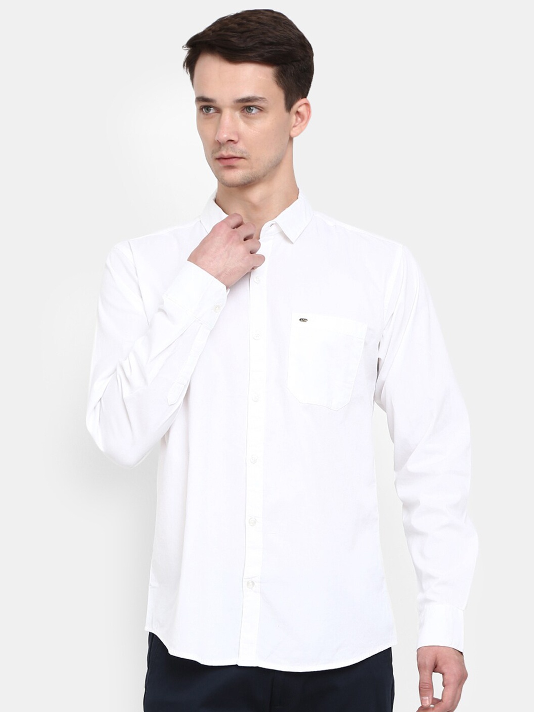 

V-Mart Men White Casual Shirt