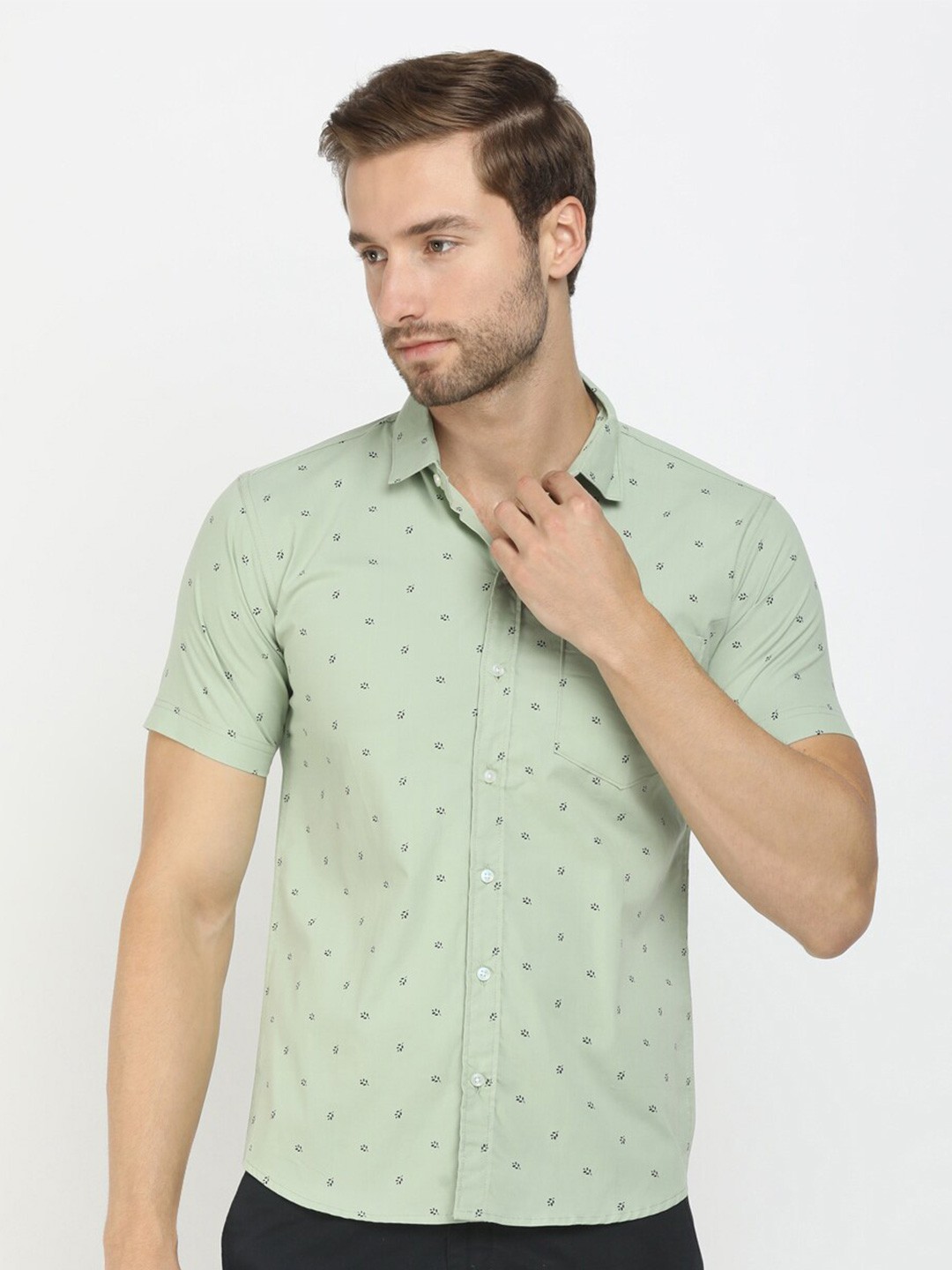 

V-Mart Men Green Printed Casual Shirt