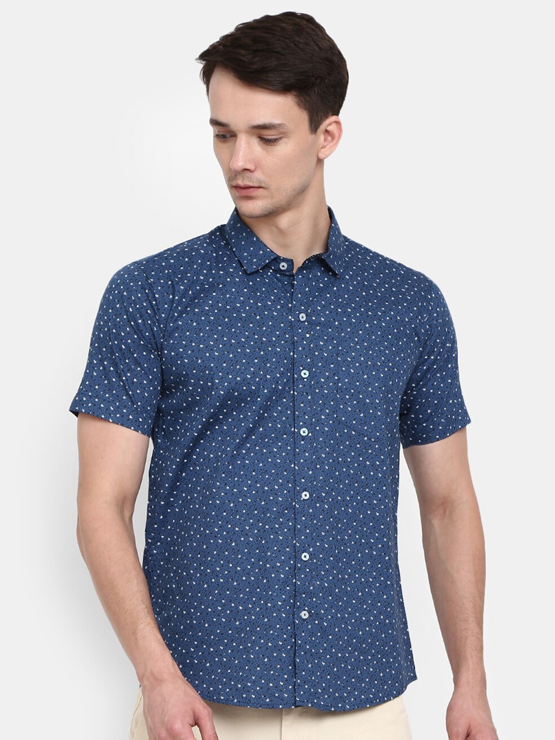 

V-Mart Men Navy Blue Printed Casual Shirt