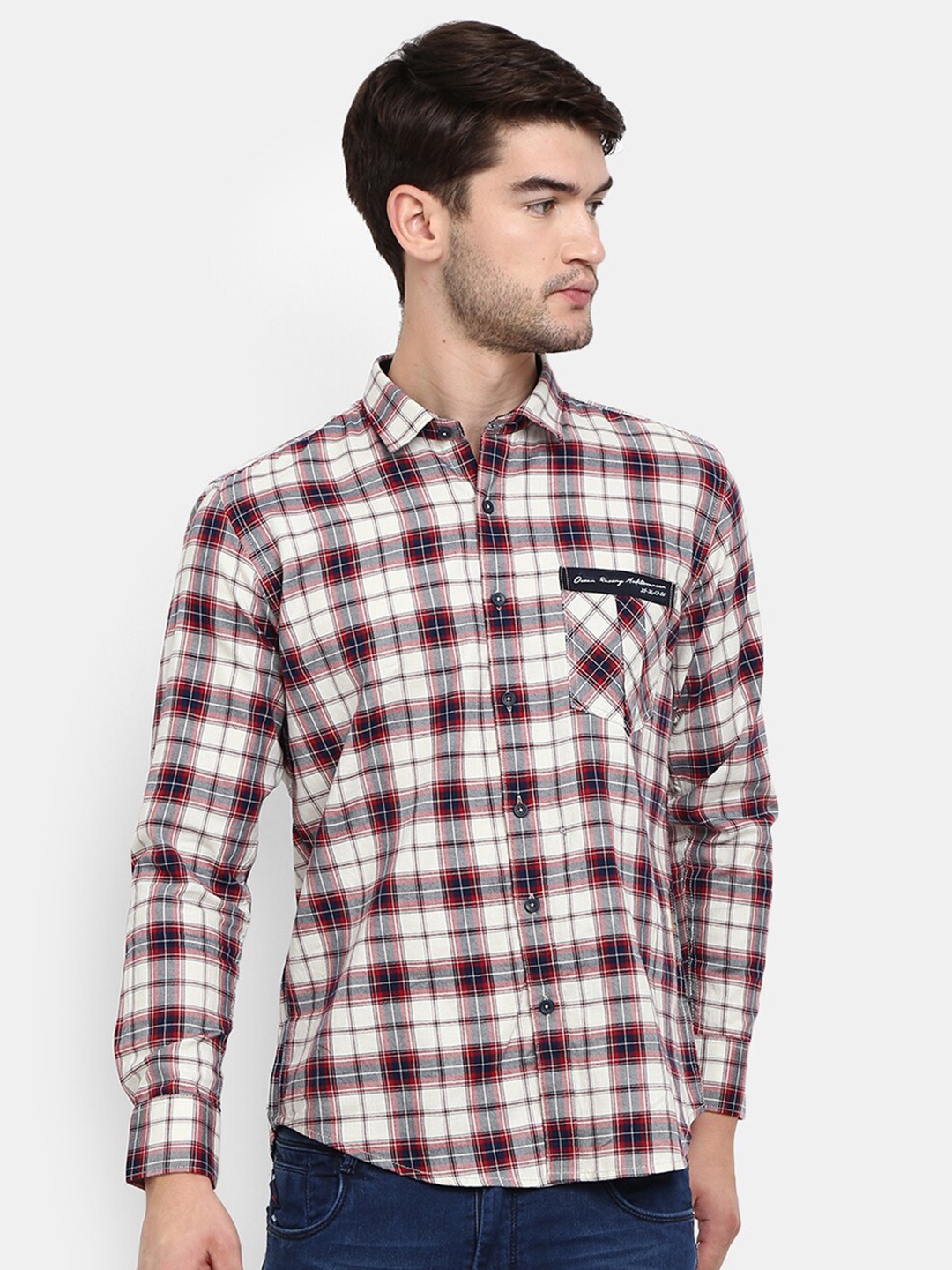 

V-Mart Men Red Checked Casual Shirt