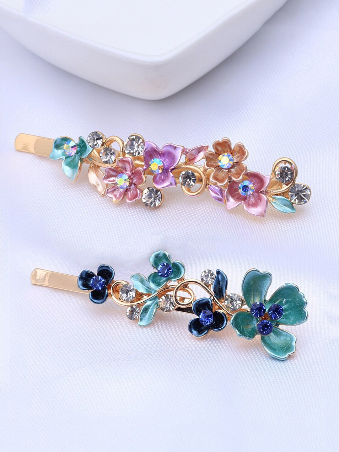 

Yellow Chimes Women Set of 2 Multicolor Tiny Floral Design Bobby Pins, Blue