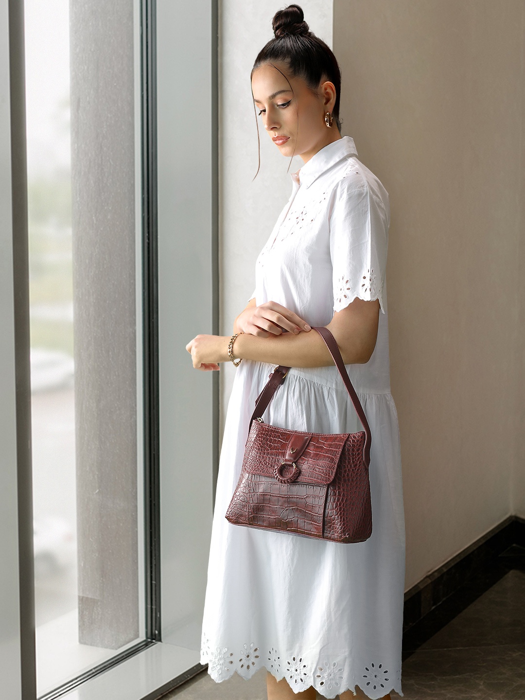 

Hidesign Burgundy Textured Leather Structured Shoulder Bag