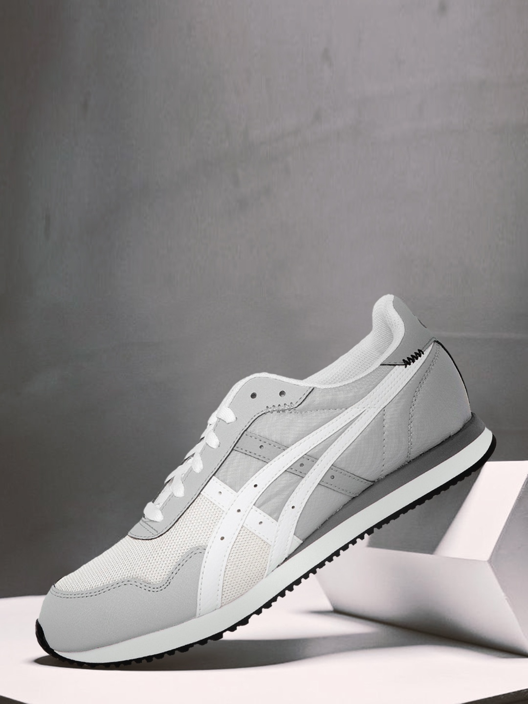 

ASICS Men Grey Woven Design Tiger Runner Shoes