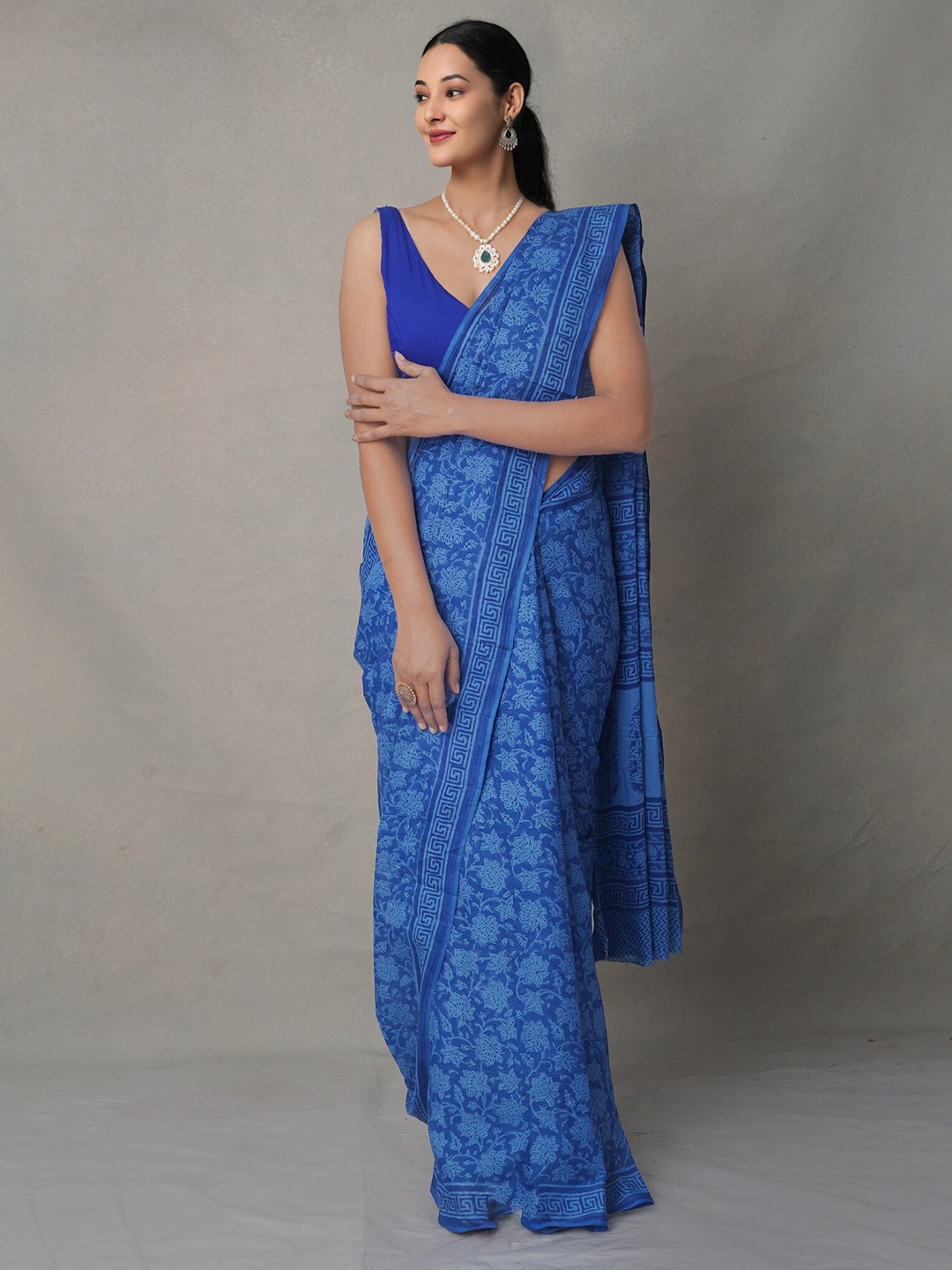 

Unnati Silks Blue & Navy Blue Ethnic Motifs Pure Cotton Block Print Saree
