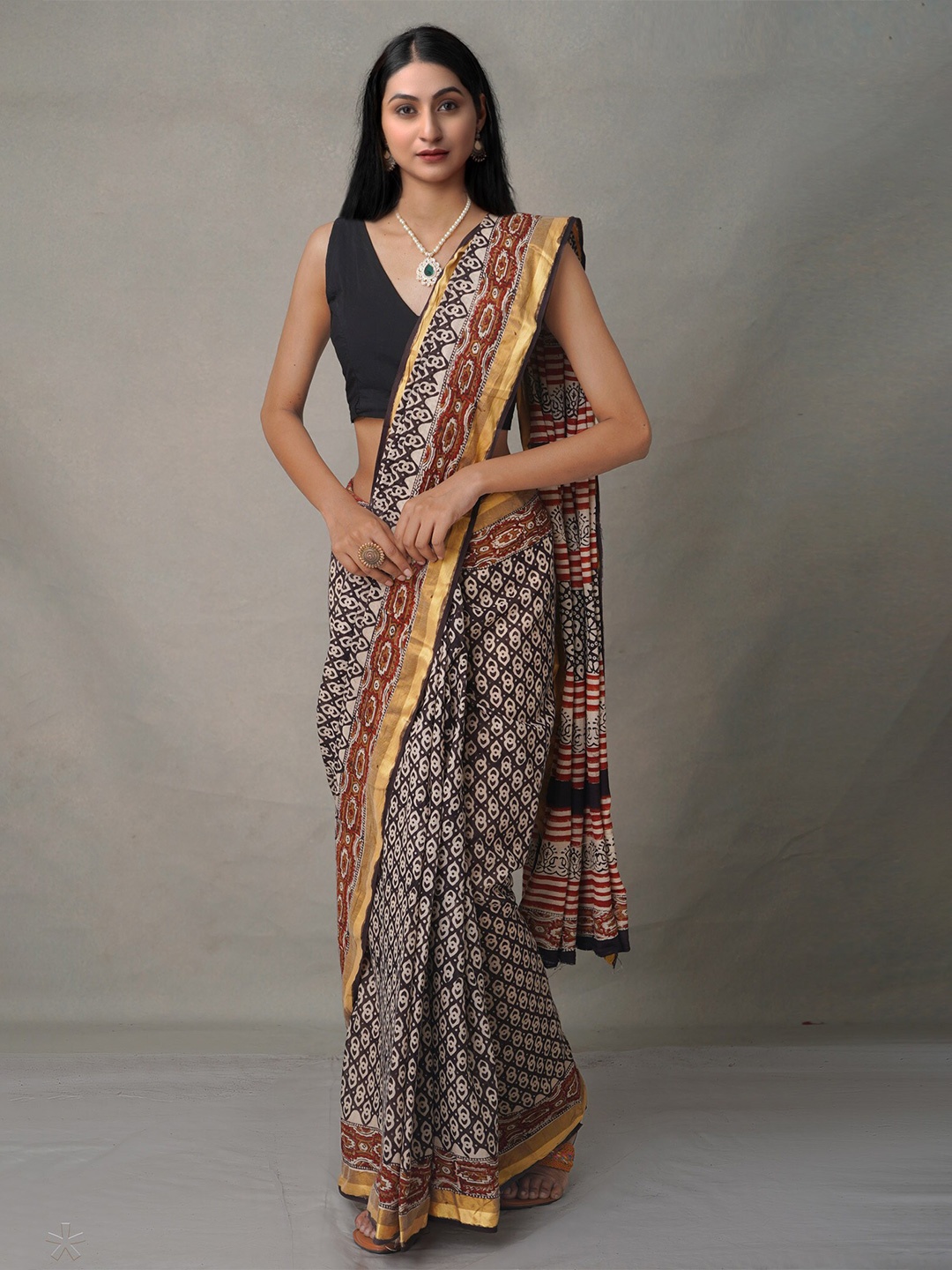 

Unnati Silks Black & Brown Ethnic Motifs Pure Cotton Block Print Saree