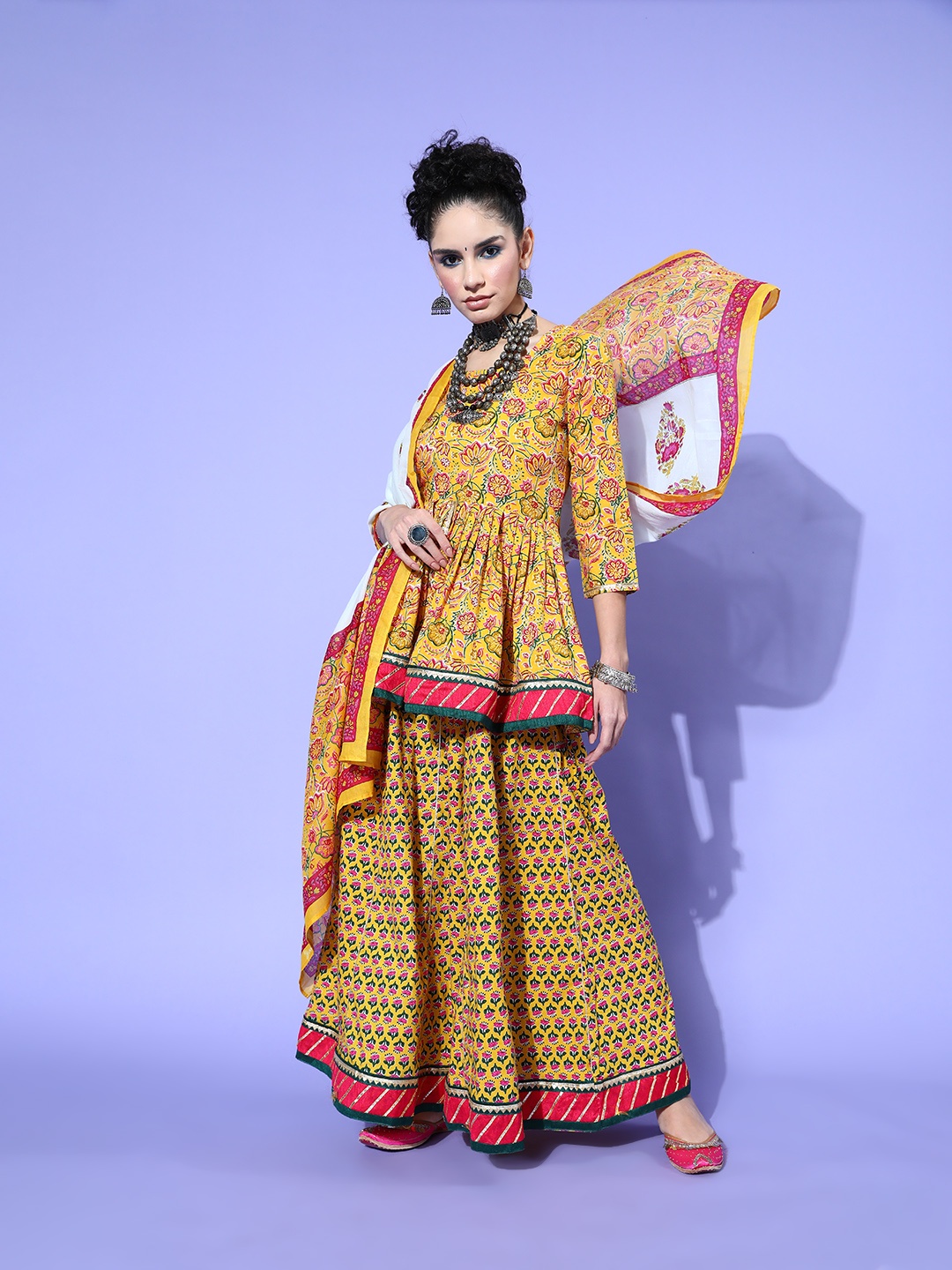 

Kvsfab Women Floral Pure Cotton Print Parade Kurta Set, Yellow
