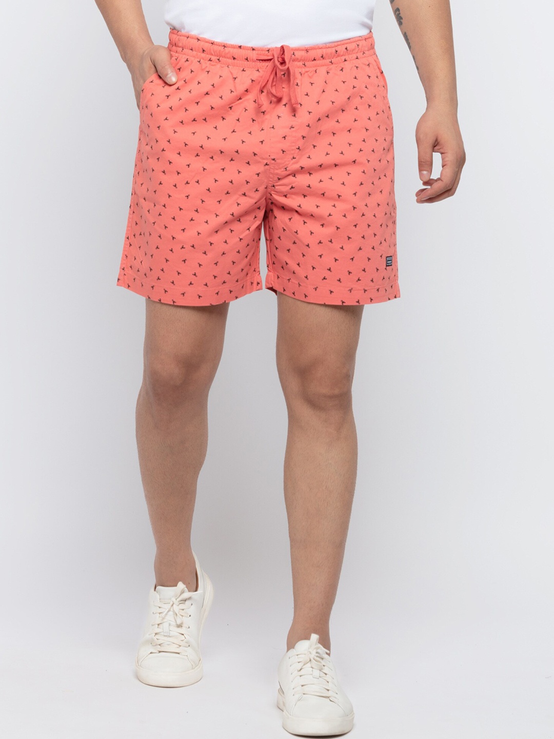 

Status Quo Men Coral Printed Shorts
