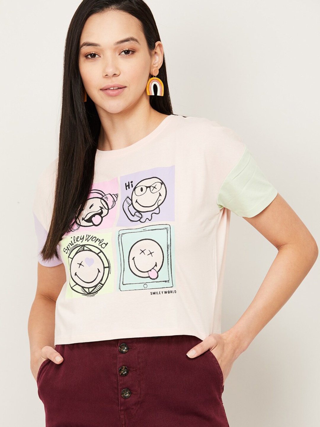

SmileyWorld Pink & white sand Print Extended Sleeves Top