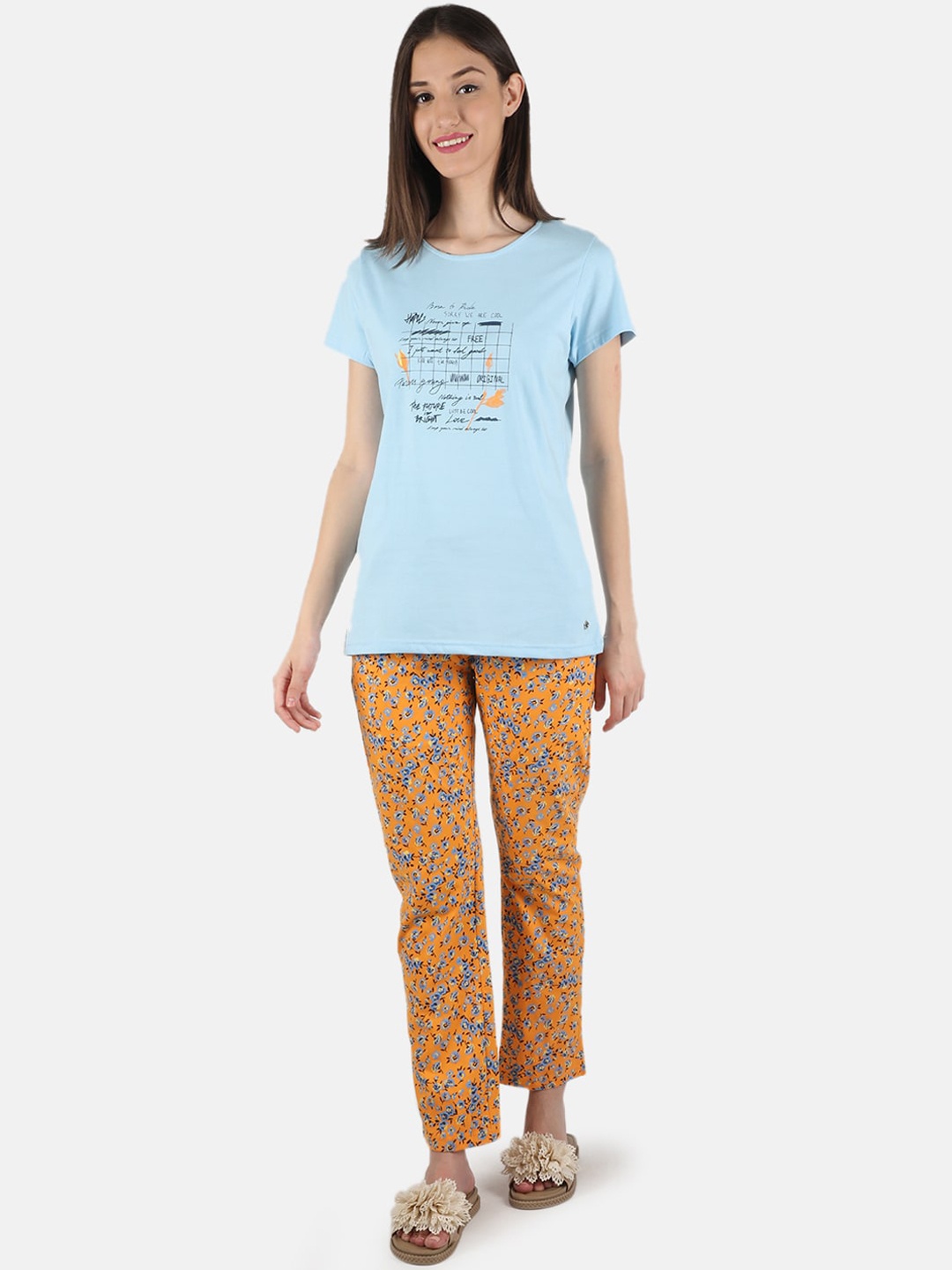 

Monte Carlo Women Blue & Gold-Toned Printed Night suit