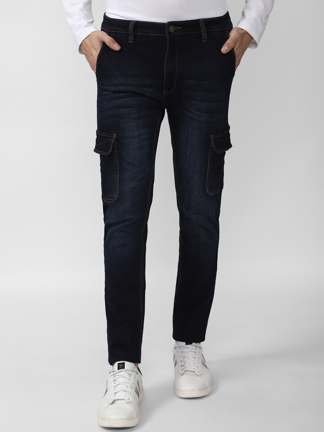 

FOREVER 21 Men Blue Low Distress Light Fade Jeans