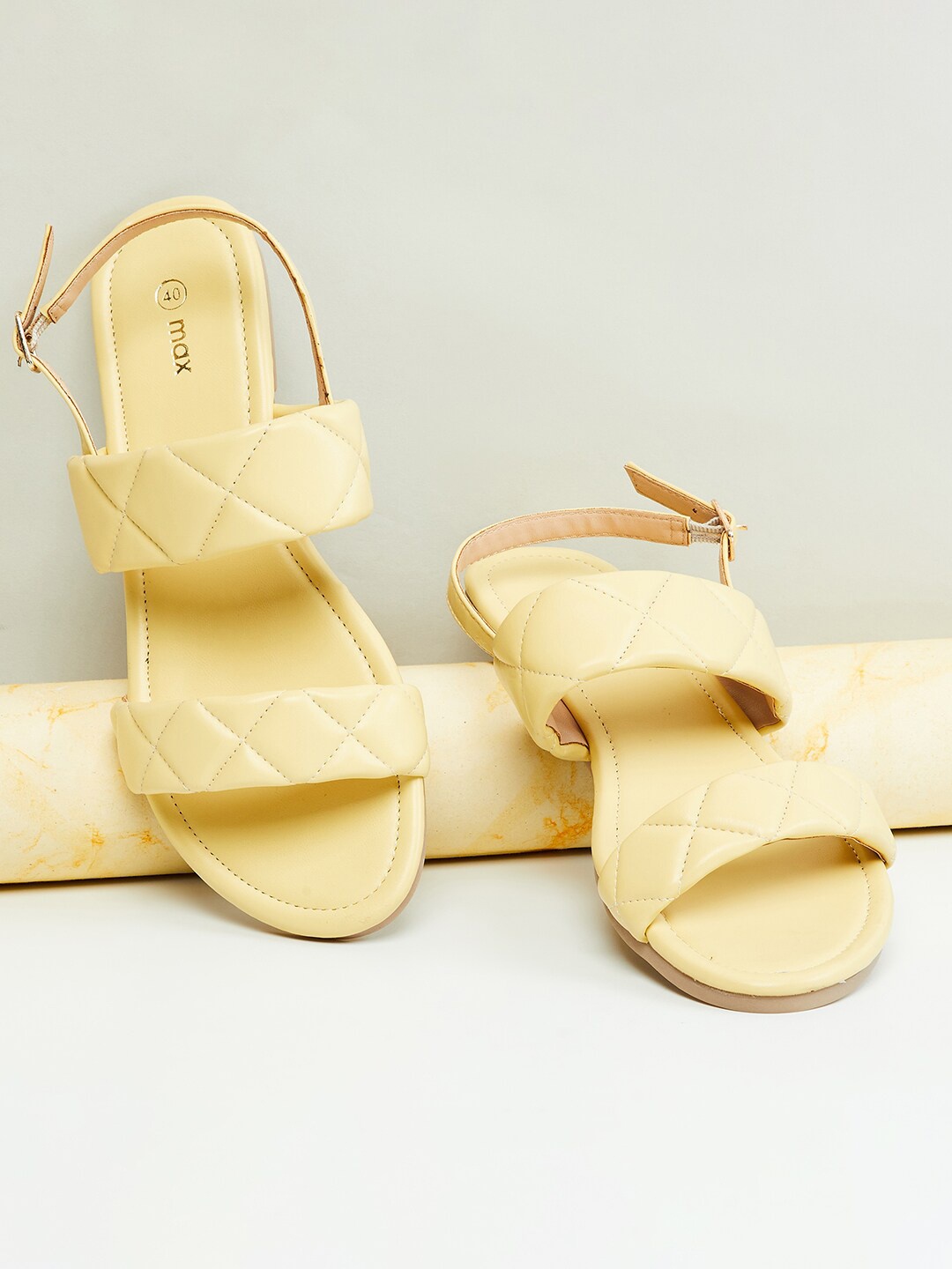 

max Women Yellow Open Toe Flats with Buckles