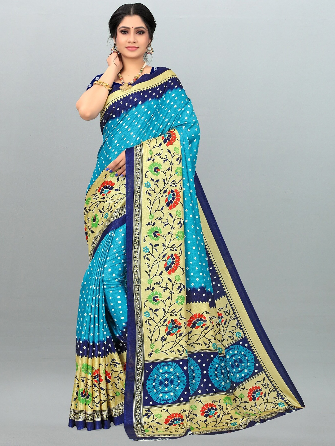 

LAHEJA Blue & Green Floral Silk Blend Saree