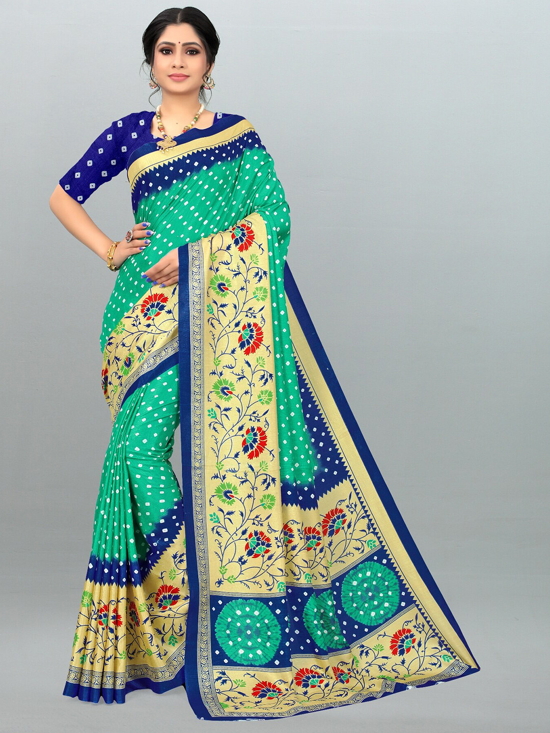 

LAHEJA Green & Navy Blue Ethnic Motifs Silk Blend Heavy Work Saree