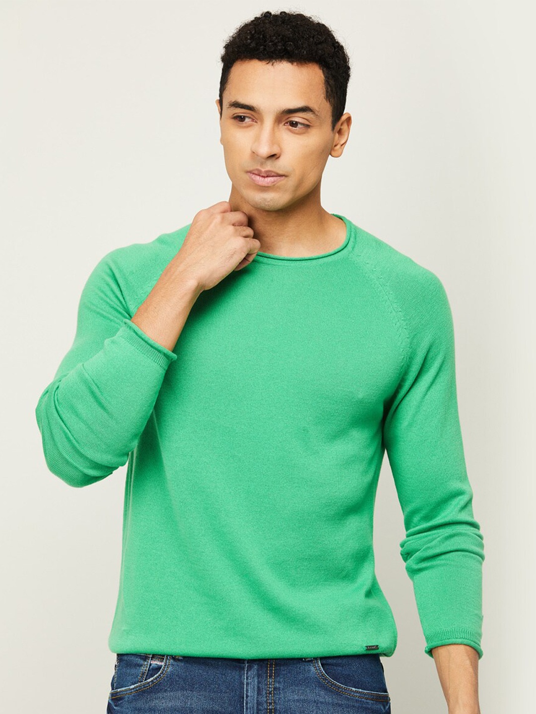 

Bossini Men Green Mandarin Collar T-shirt