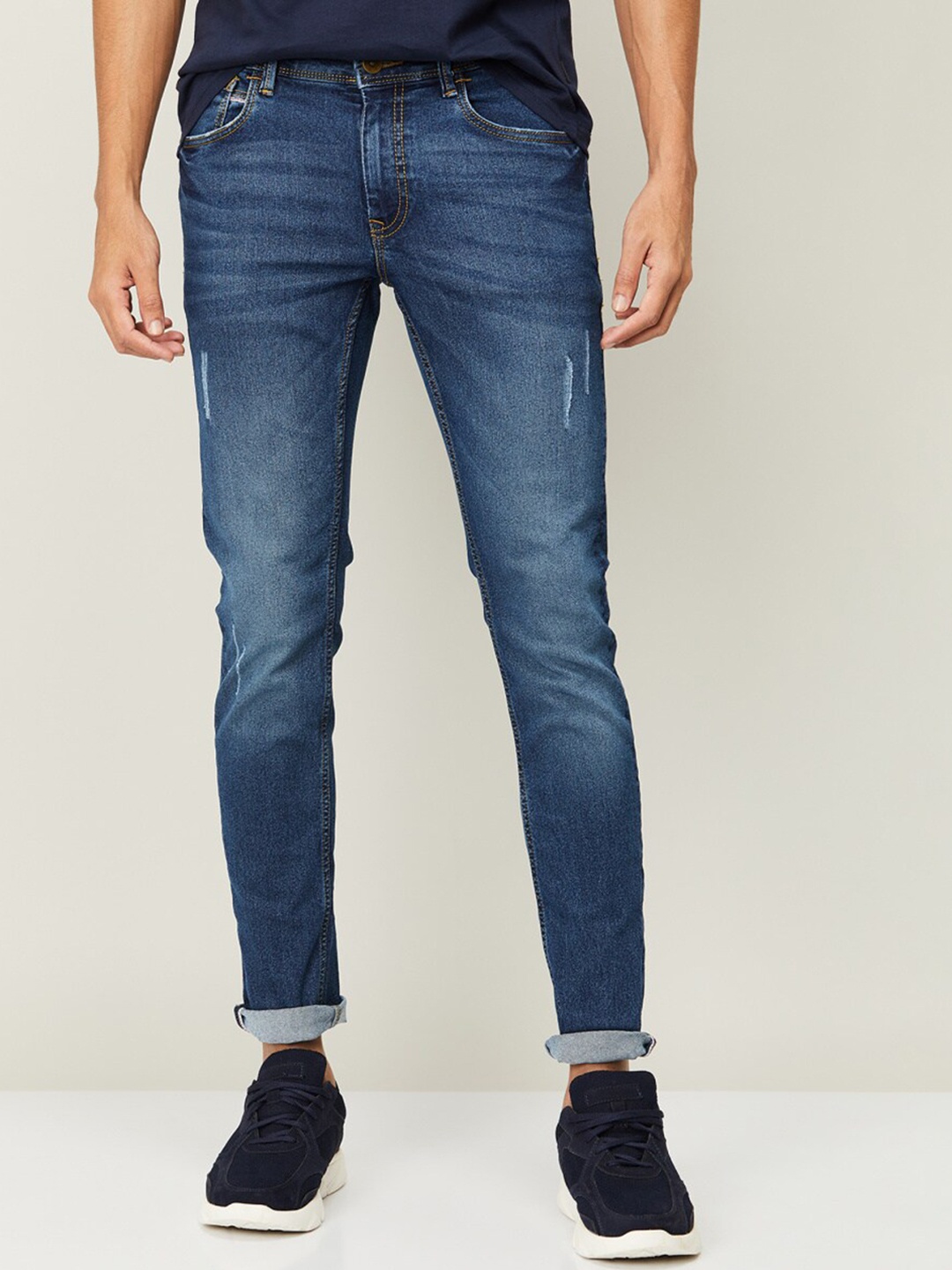 

Forca by Lifestyle Men Blue Low Distress Heavy Fade Jeans