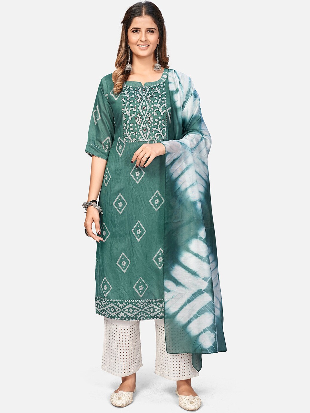 

Vbuyz Women Turquoise Blue & hookers green Bandhani Dyed Flared Sleeves Kurta