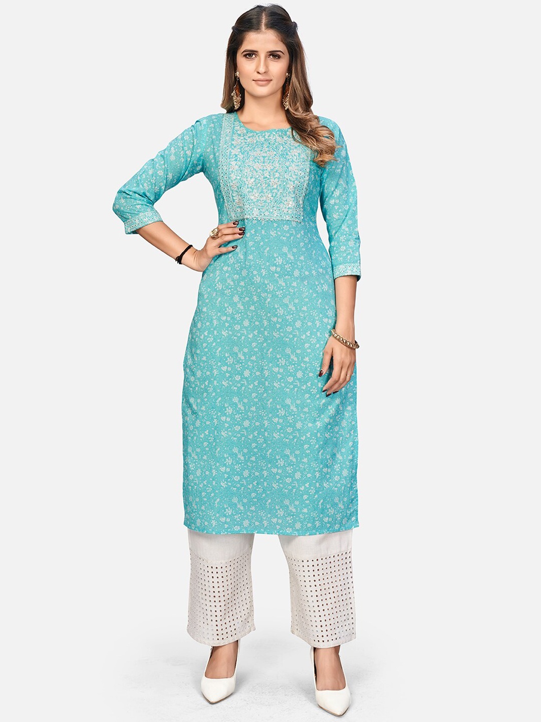 

Vbuyz Women Blue Ethnic Motifs Printed Flared Sleeves Kurta