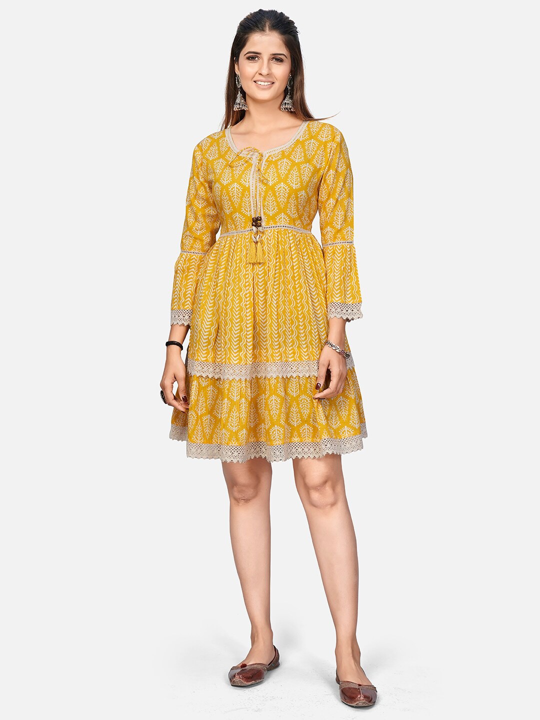 

Vbuyz Yellow Floral Ethnic Dress