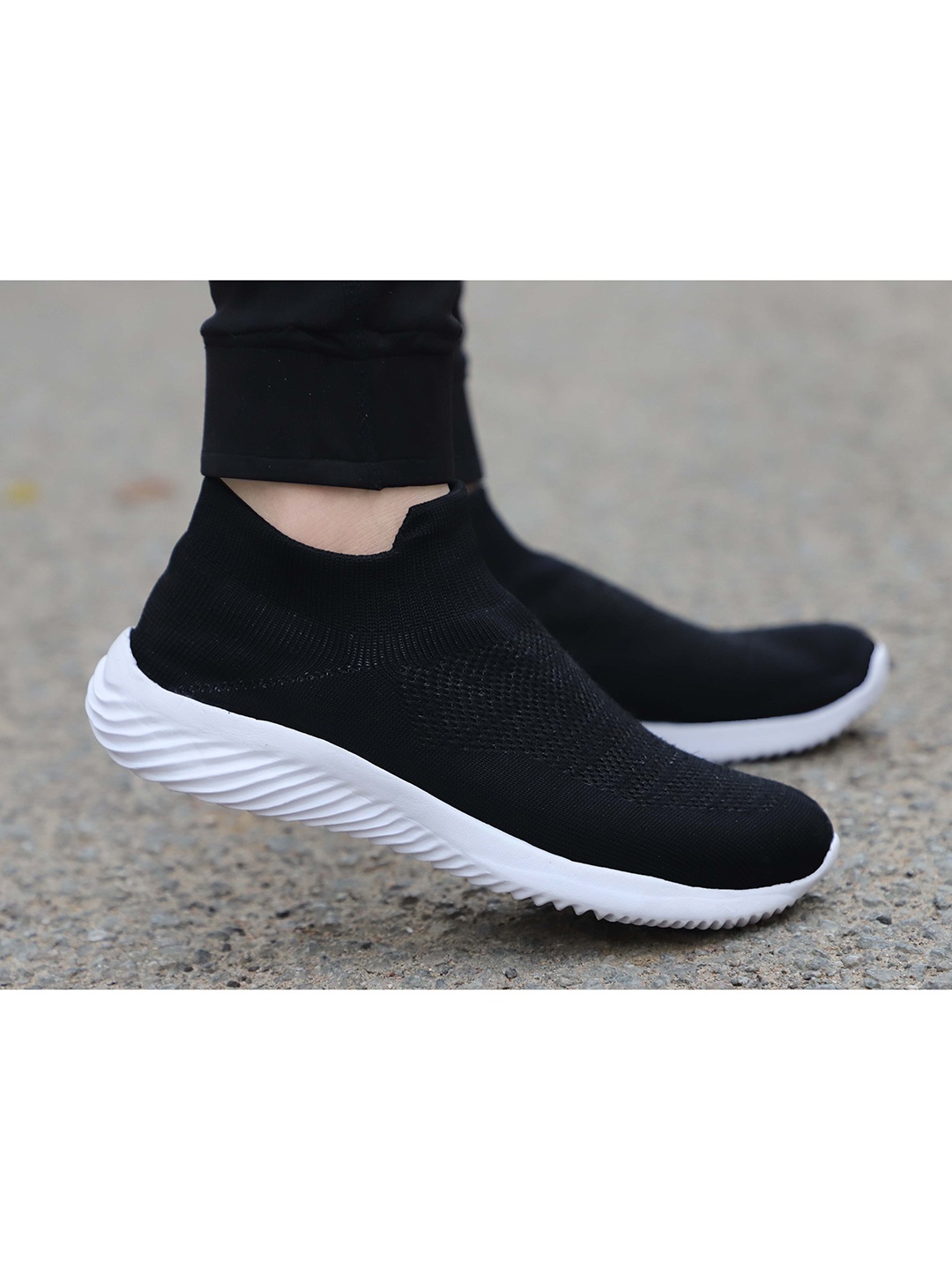 

aadi Men Black Slip-On Sneakers