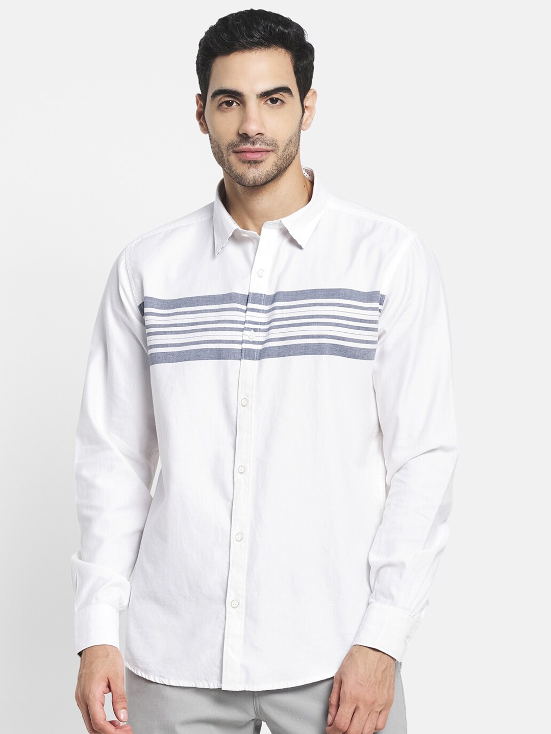 

METTLE Men White Horizontal Stripes Striped Casual Shirt