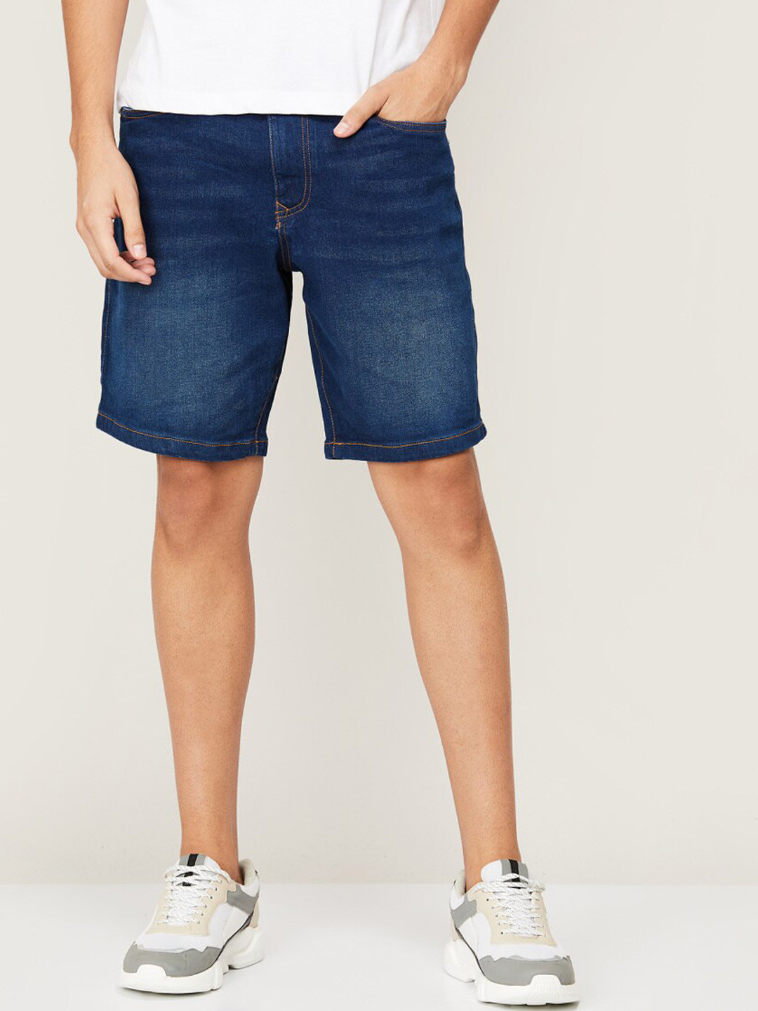 

Fame Forever by Lifestyle Men Blue Washed Denim Shorts