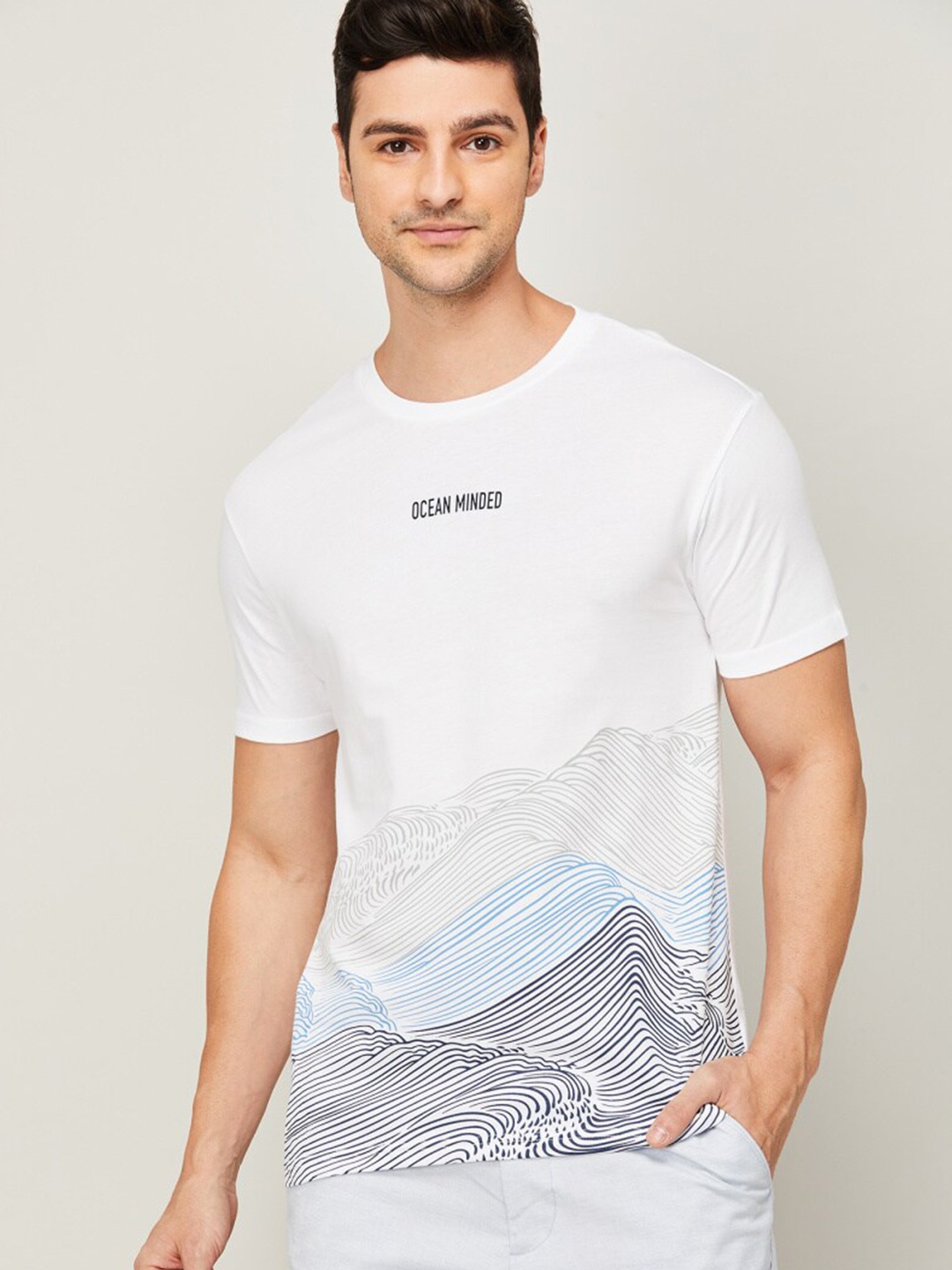 

Fame Forever by Lifestyle Men White Printed Raw Edge T-shirt