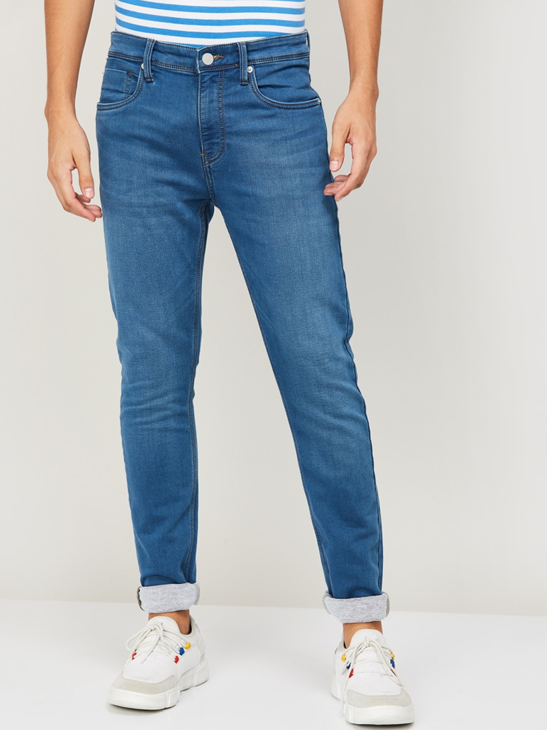 

Fame Forever by Lifestyle Men Blue Light Fade Jeans