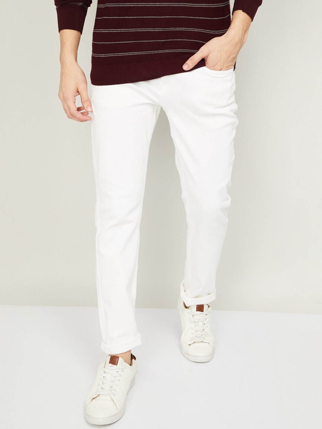 

Fame Forever by Lifestyle Men White Low Distress Jeans