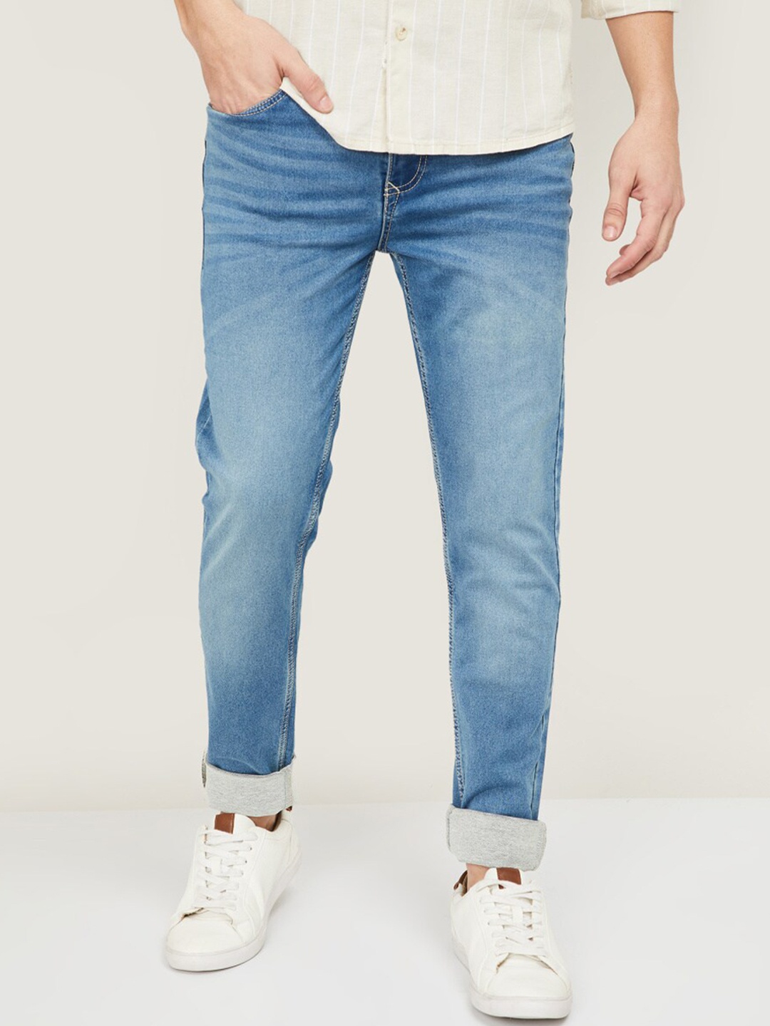 

Fame Forever by Lifestyle Men Blue Low Distress Heavy Fade Jeans