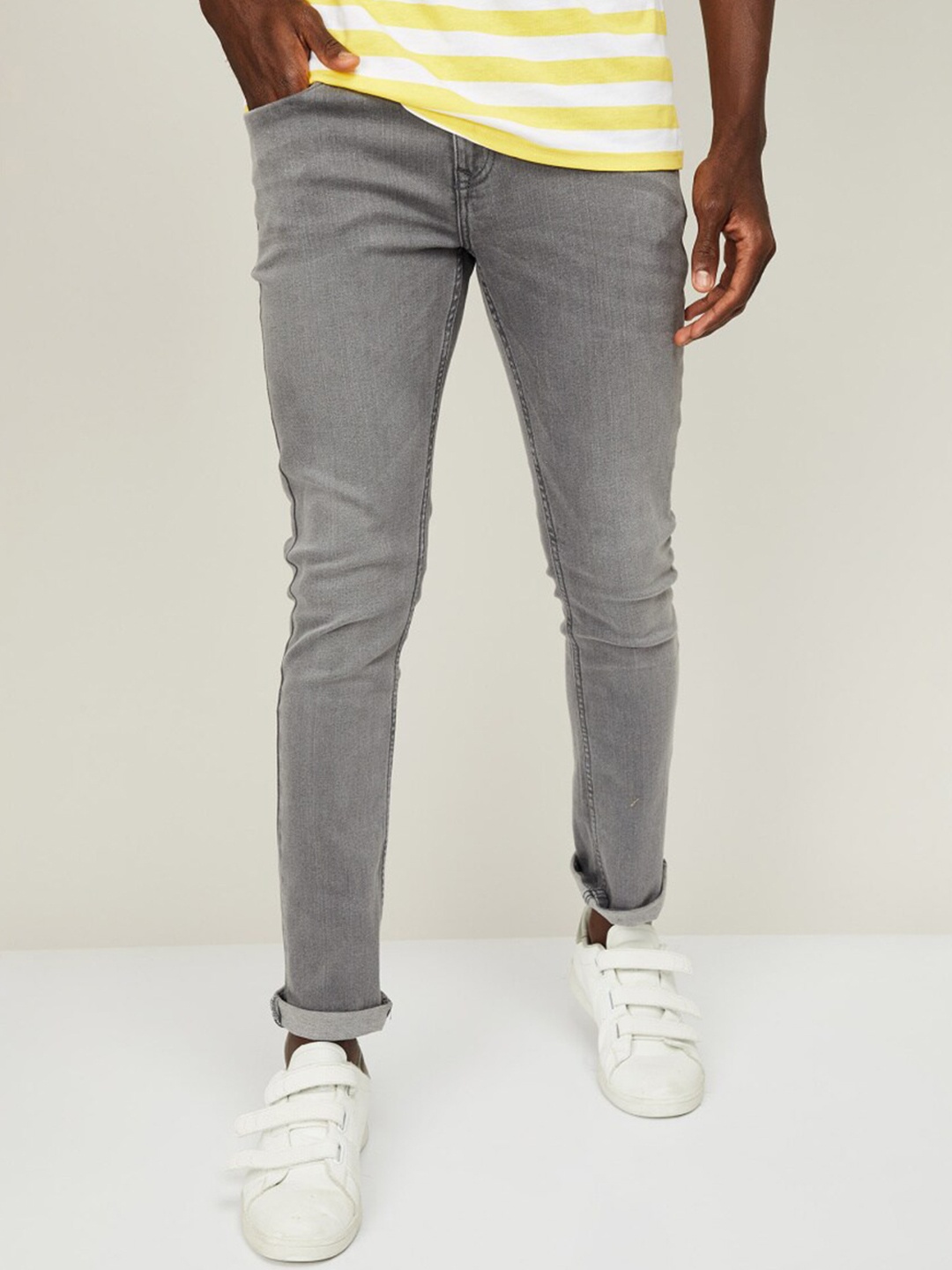 

Fame Forever by Lifestyle Men Grey Low Distress Jeans